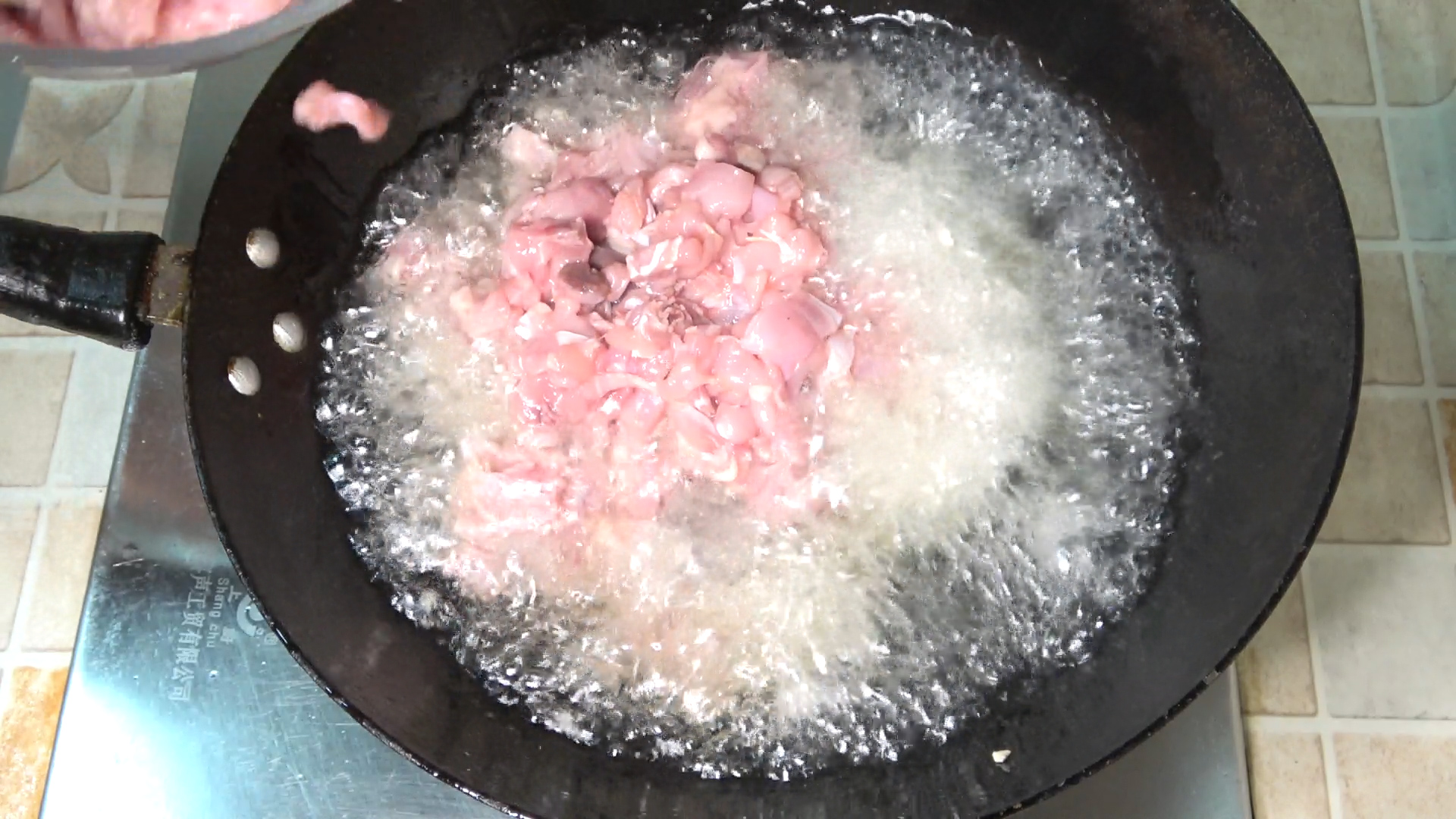 四川自贡正宗冷吃兔是兔肉吗,自贡冷吃兔辣椒与兔肉的比例