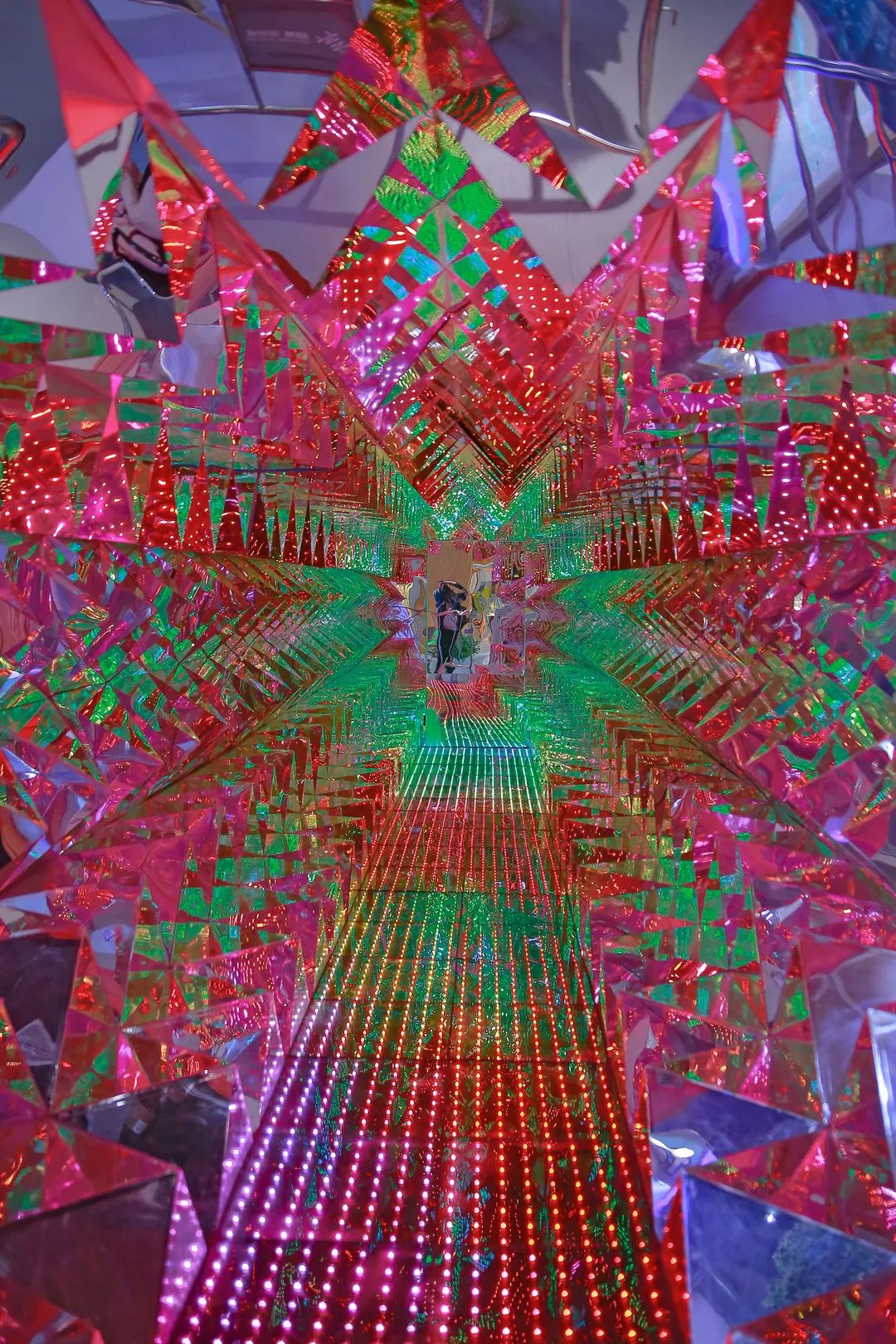 芜湖市镜湖区绿地缤纷城商业广场,万州绿地缤纷城商业中心效果图