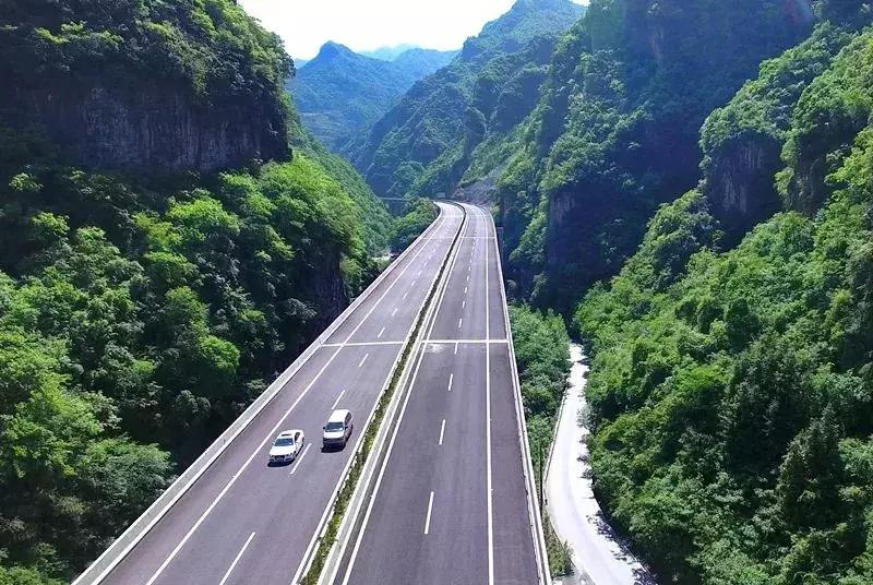 中国“林海”，你可能还不知道，这是一个低调很久了高颜值县城！