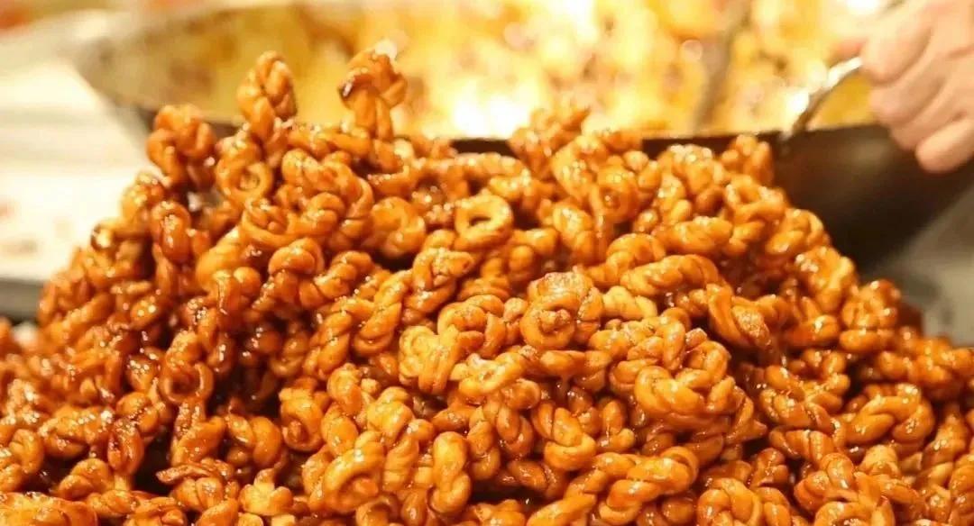 一家需要预约的炸麻花，到底什么来头？