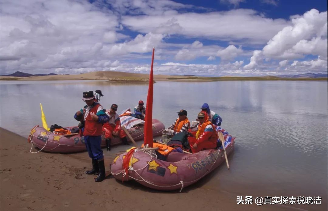 二十个男人和一条江（附：每个队员大头照）