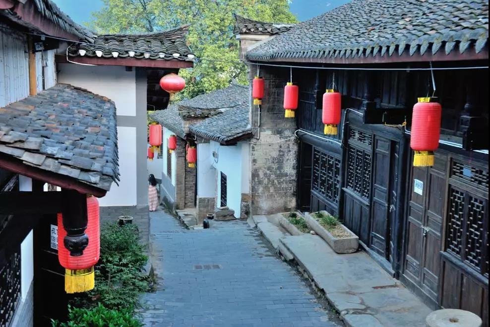 后柳水乡和汉江三峡是一个地方吗,汉江后柳古镇