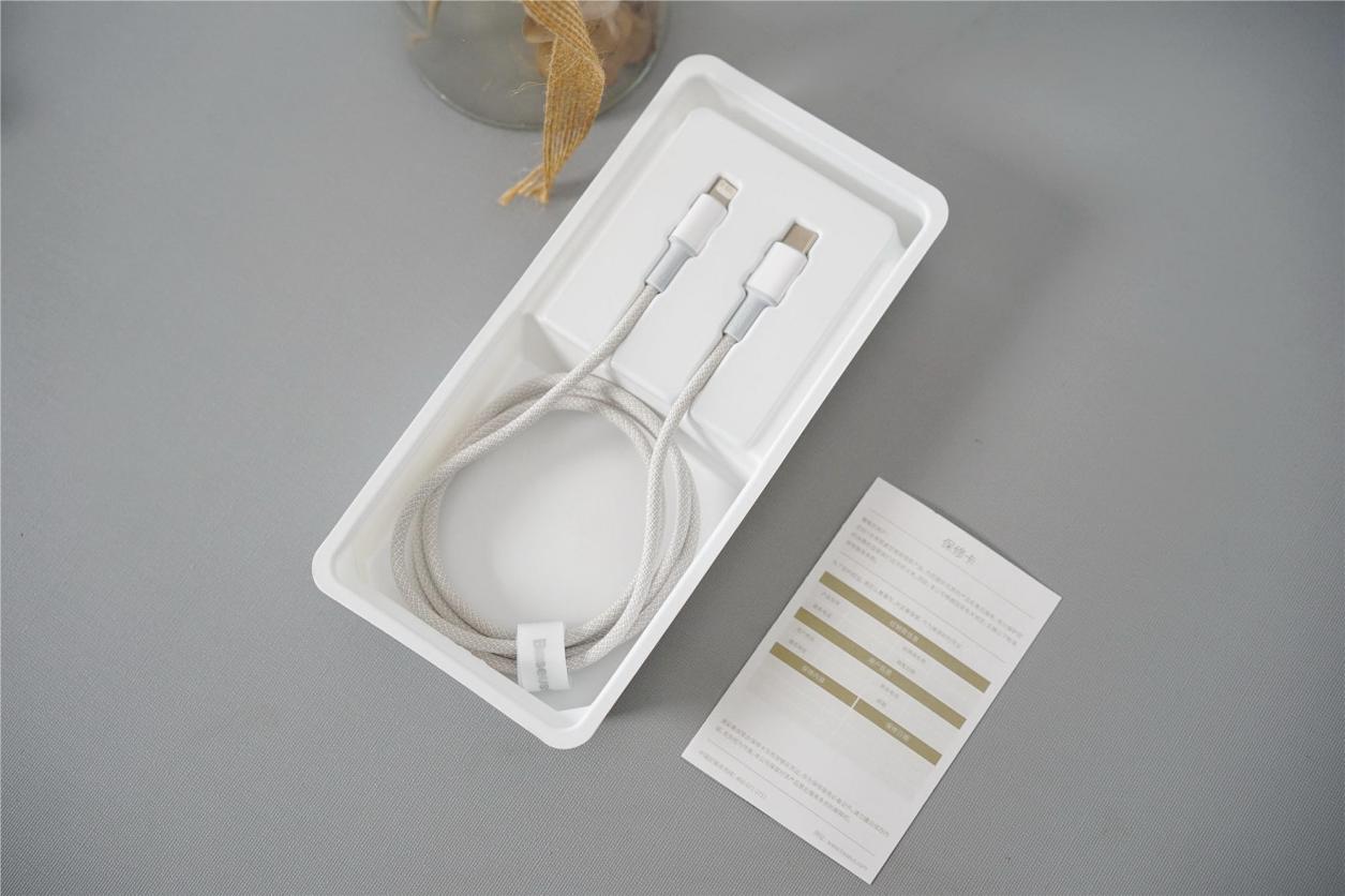 倍思苹果快充哪个系列好,倍思超级硅20w快充和氮化镓