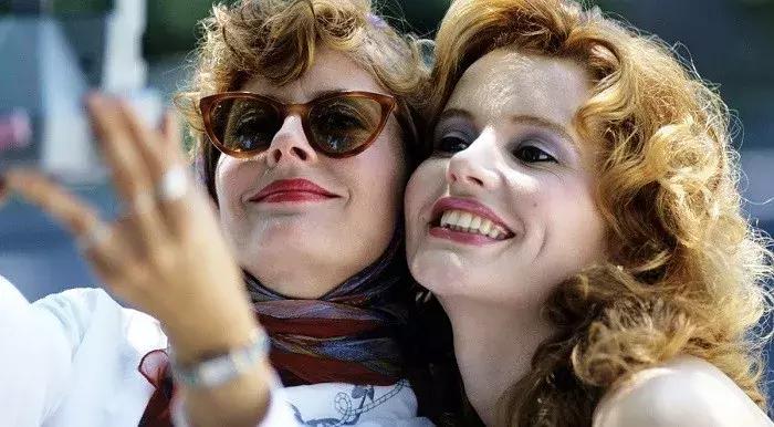 杨幂和刘雯同款口红,杨幂刘雯的口红色号是多少