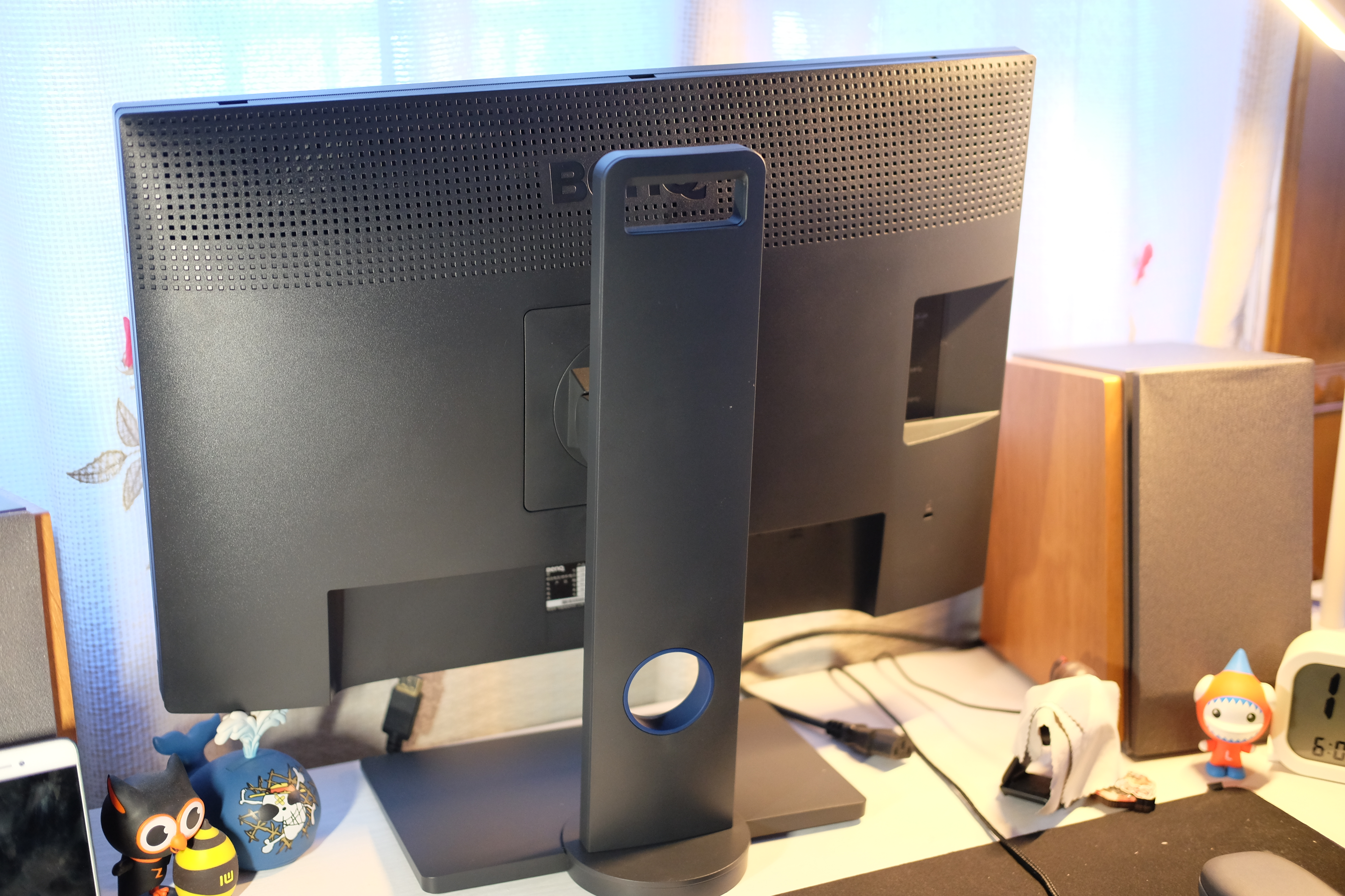 明基SW240专业显示器,明基sw240专业摄影绘图色准显示器