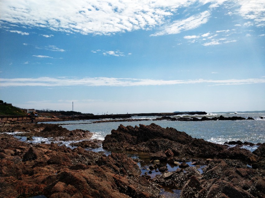 青岛市哪里的沙滩大一些,青岛最有名的沙滩是哪里