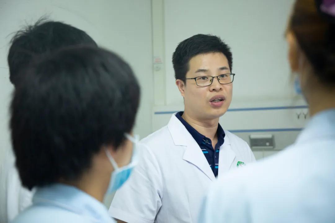 高明：术业有专攻男科“*途征**”的逐梦人