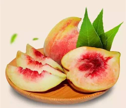 长鹰嘴的怪桃子,桃中贵族,一年只卖20天,想吃还得拼手速