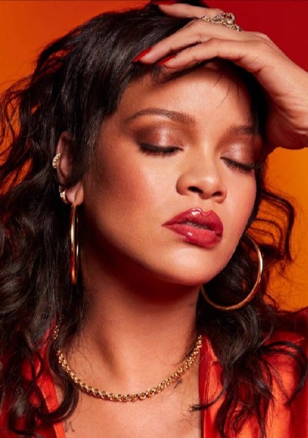 一双美腿价值百万美金，身价高达110亿，其中91亿靠卖内衣？