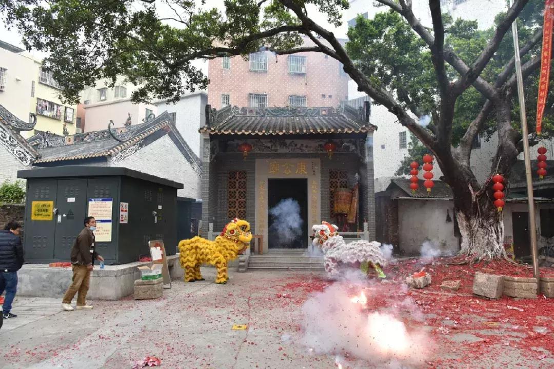 “摸摸康公手，发财更就手！”今天沙头街“康公出巡”好热闹！