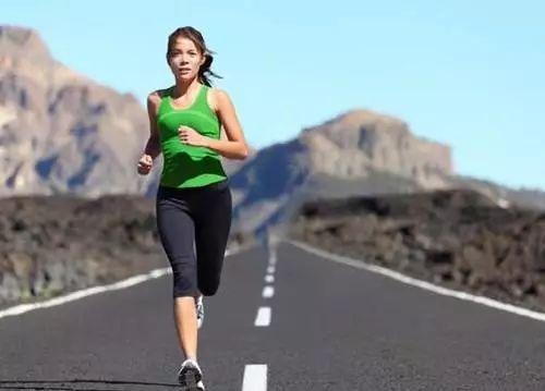 练人鱼线马甲线腹肌用这9个动作,女士健身练腹肌马甲线人鱼线