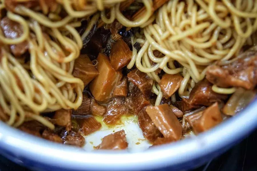 上海面馆沪西老弄堂地址,上海闸北区十大人气面馆