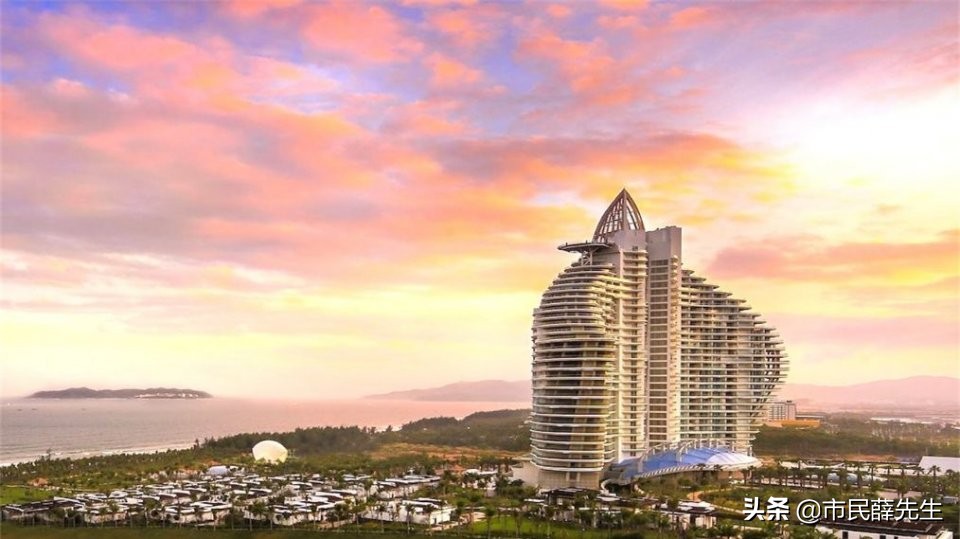 我国第一家七星级酒店，造价36亿楼顶设停机坪，有近千个套房