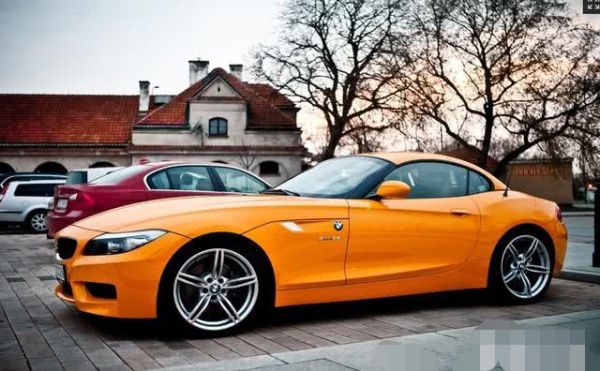 全款买车不在4s店可以买商业险吗,全款买车不在4s店上牌会怎样