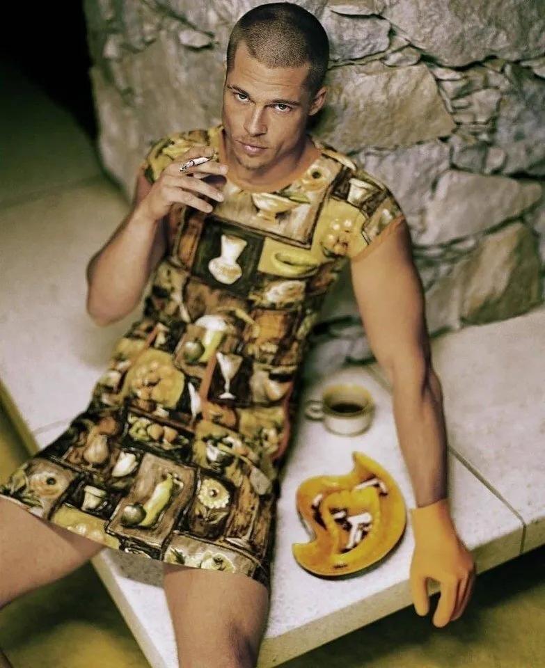 古驰推出售价1.49万元人民币一条的男士连衣裙，你得看看