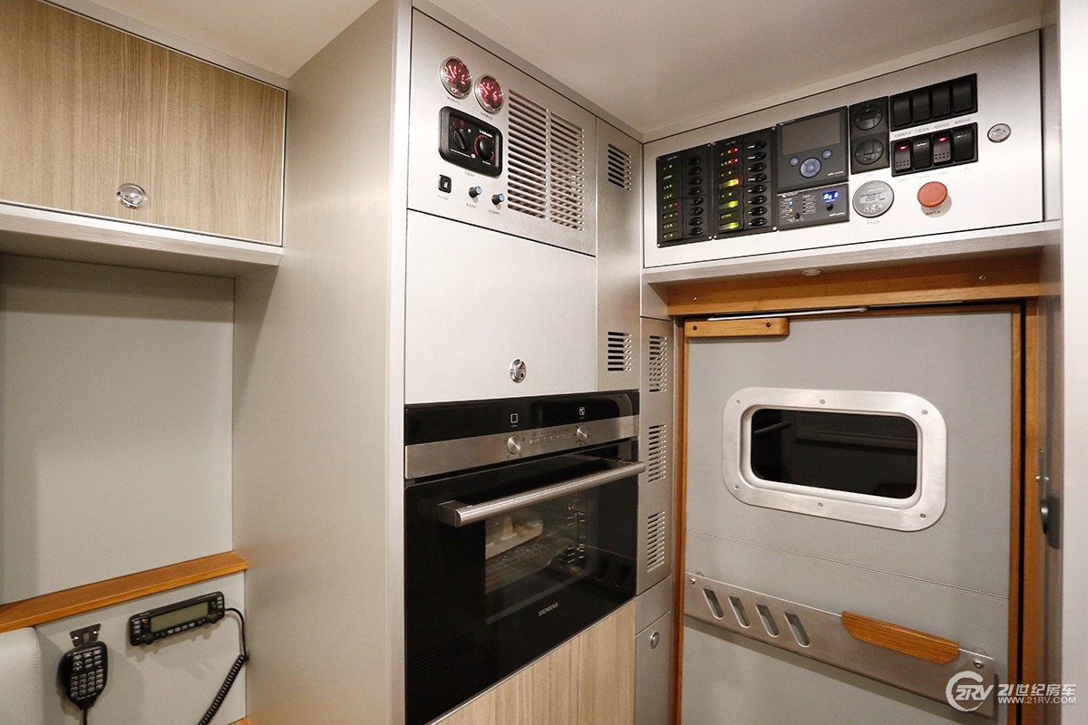 最便宜又大型的睡人最多b型房车 (2019最便宜房车国六c型房车)