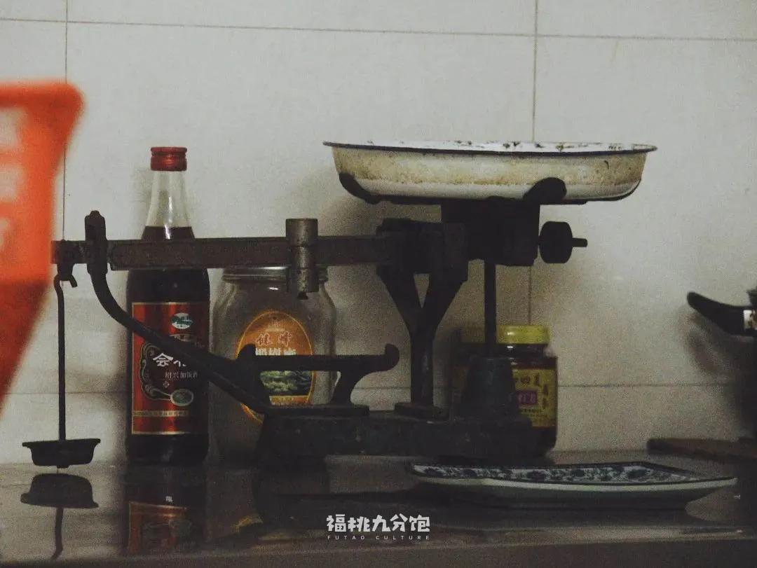 王宝强吃面道士下山,道士下山吃面图片