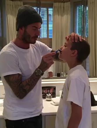 幸福快乐一家人20张照片,幸福一家人庆祝生日