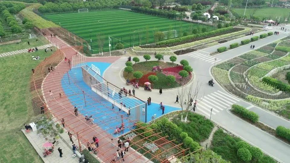 周边有什么可逛的地方吗,4月适合去哪儿旅游攻略