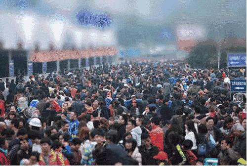 五一坐飞机安全吗,五一适合飞机出行吗