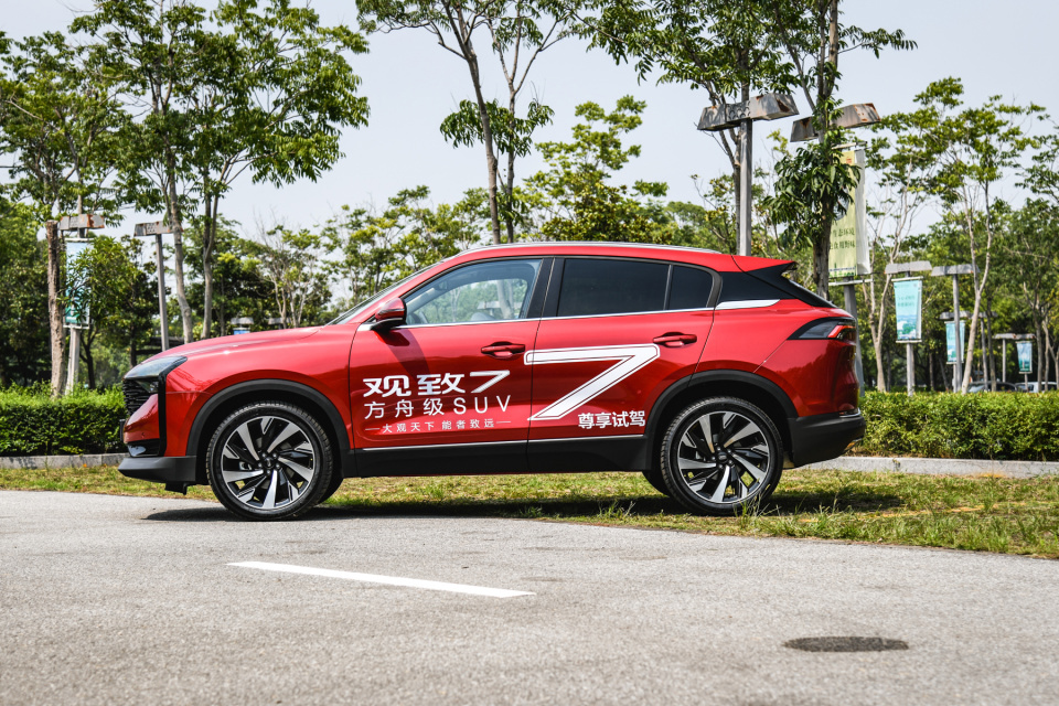 配宝马发动机，1.8T拥有231马力，观致7为何还是不受待见