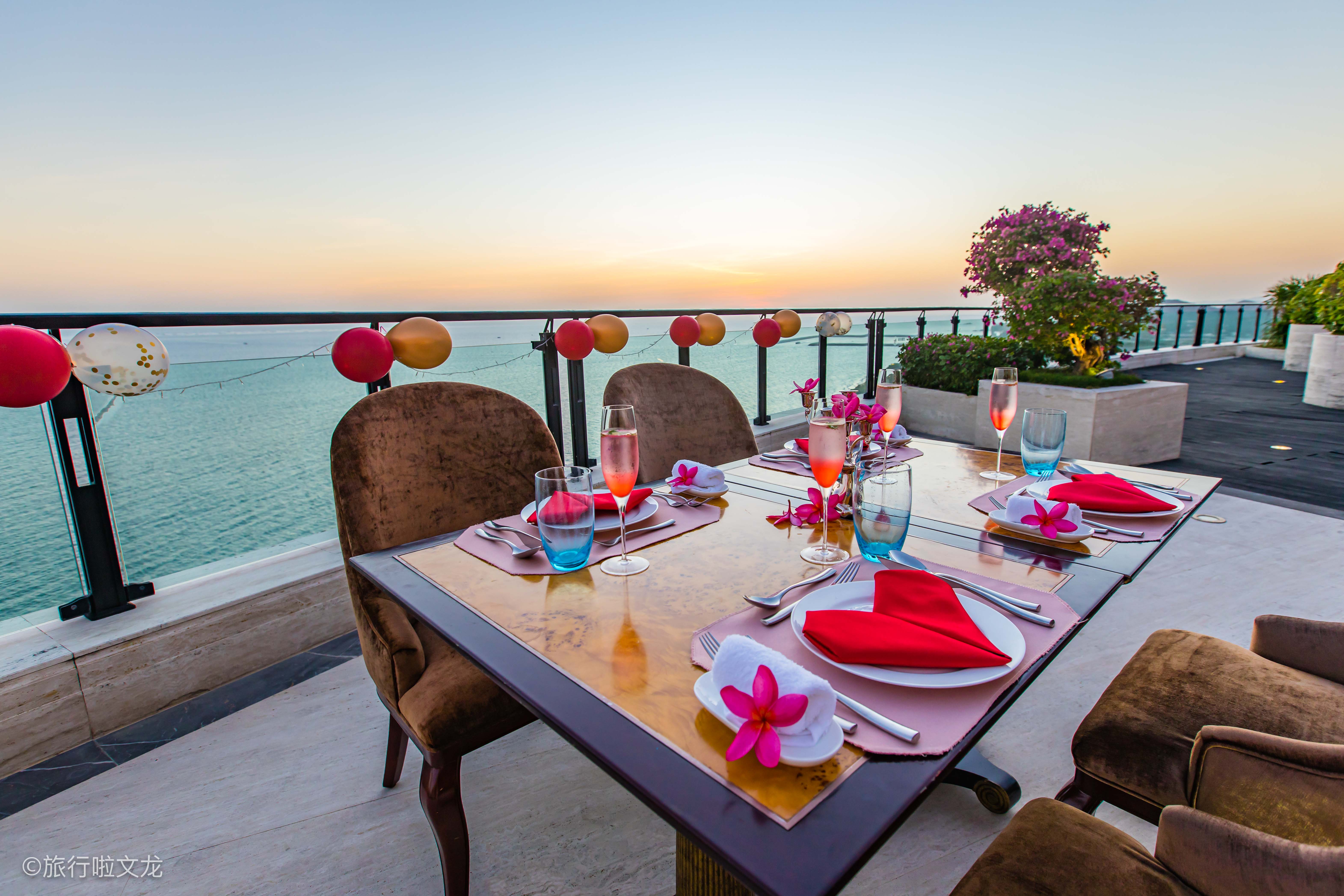 三亚离沙滩只有十米的酒店,三亚最值得推荐的三个酒店