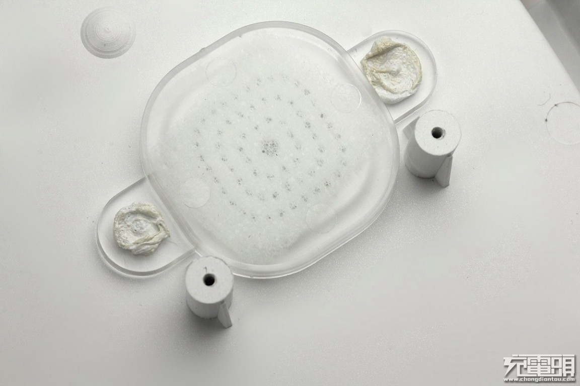 摩米士无线充电电源,摩米士无线充电