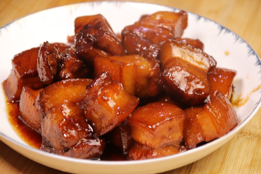 做红烧肉不用香料好吃吗,做红烧肉用白糖好吃吗