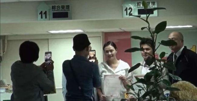 从“槟榔妹”到“台湾毒后”，萧淑慎的故事比你想象的还要恶劣