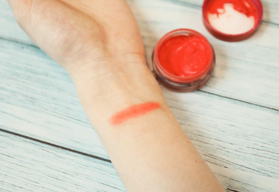 女生必买十大美妆清单,贫民窟女孩100元以下好物推荐