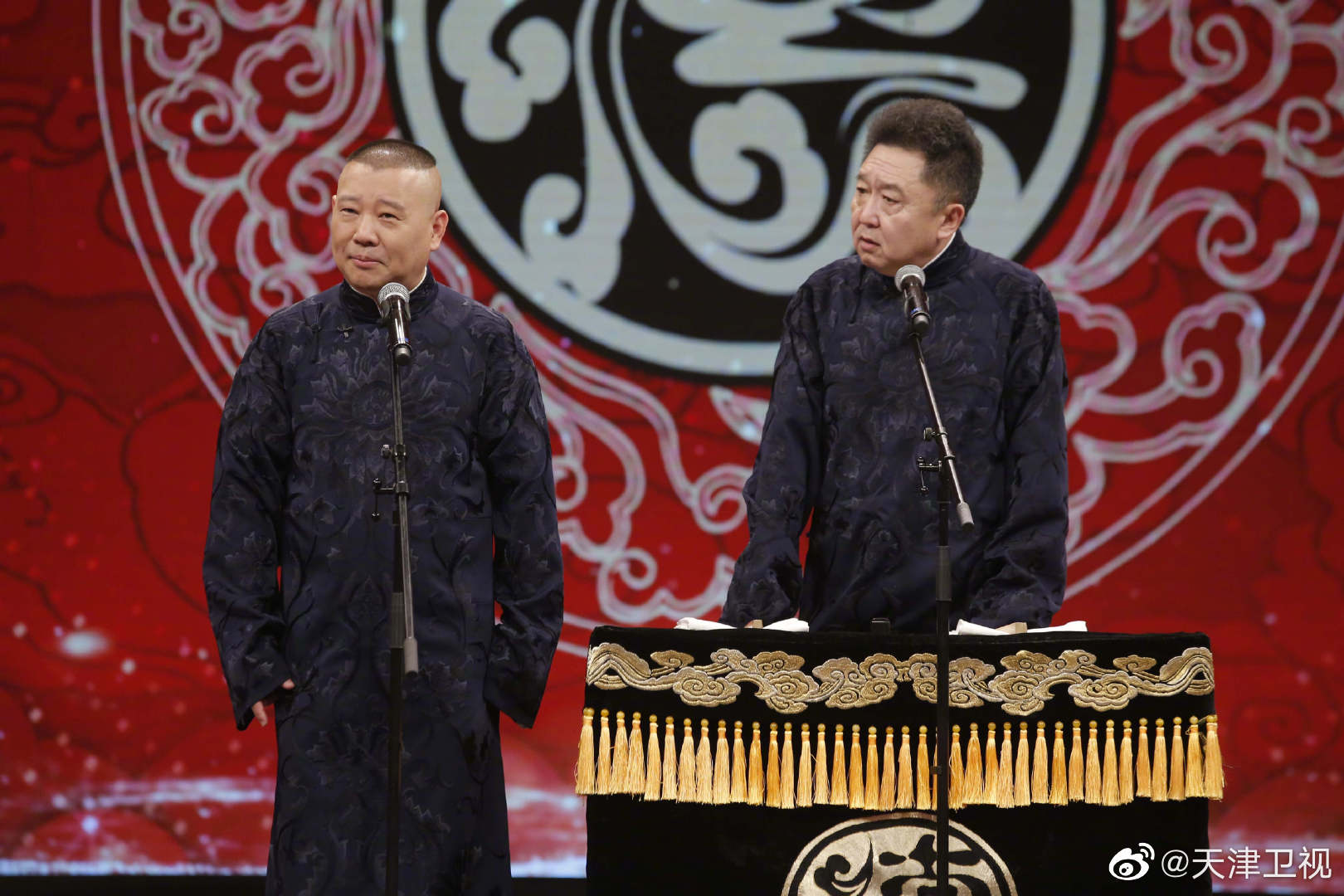 郭德纲于谦早期经典视频说相声,郭德纲于谦的十年经典相声视频