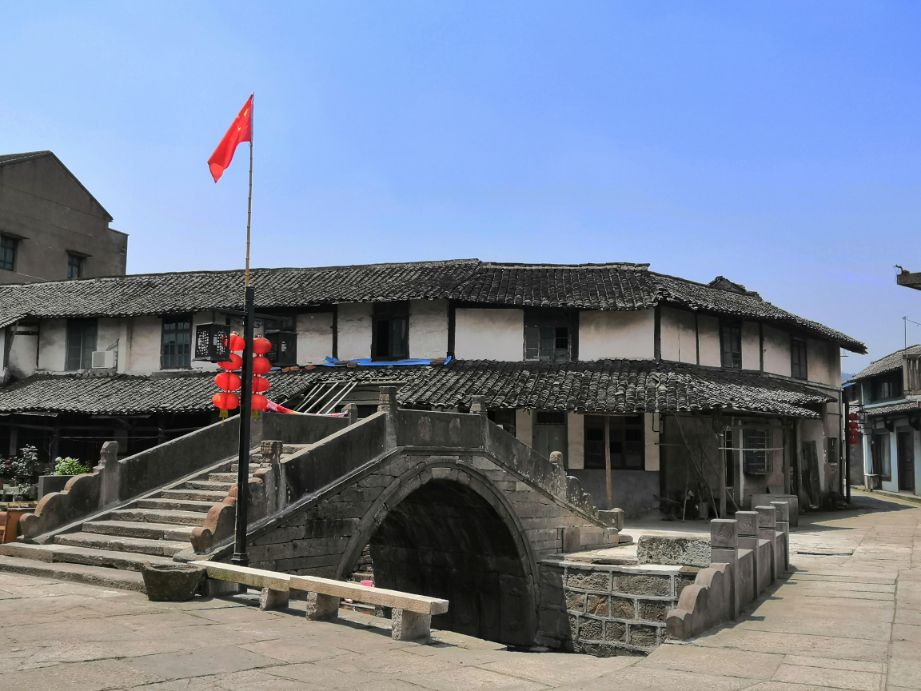 中国历史文化名镇,鸣鹤古镇历史名人