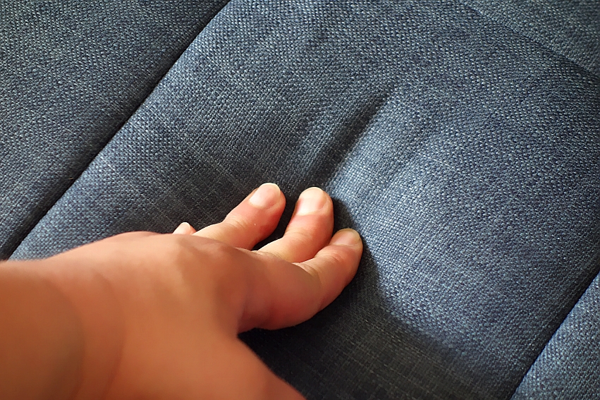 小户型布艺棉麻沙发床,新中式实木布艺沙发床