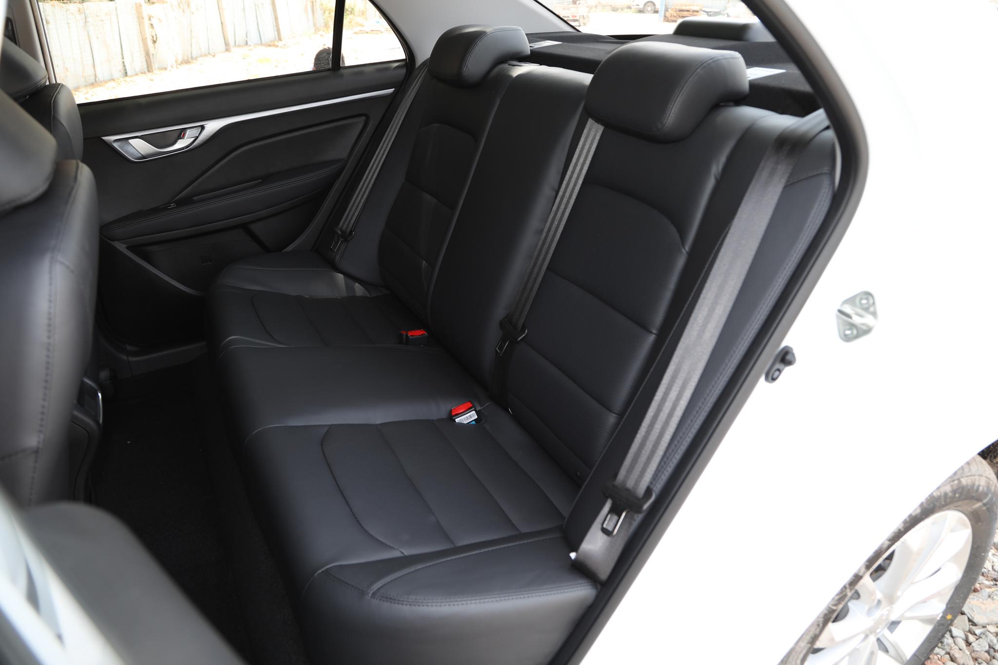 吉利远景1.5l自动挡发动机,吉利远景1.3t发动机