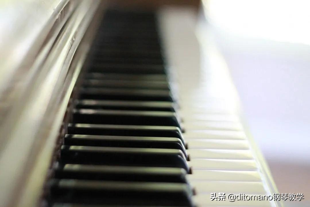 钢琴冬天保养注意事项,电子钢琴保养的正确方法