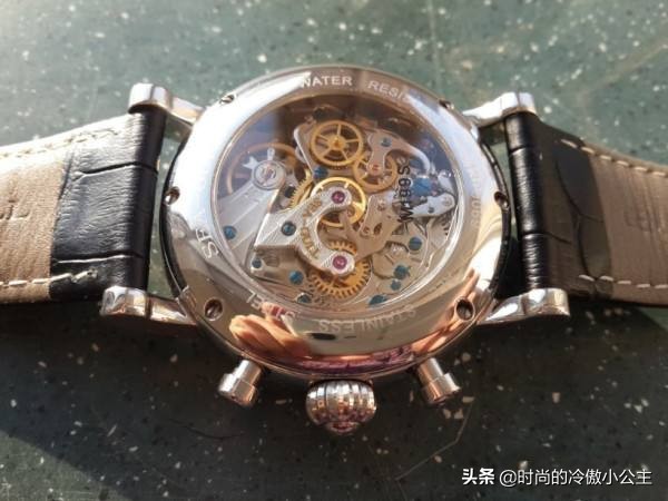 天梭机械表突然不走了,机械表突然不走了是因为进水了吗