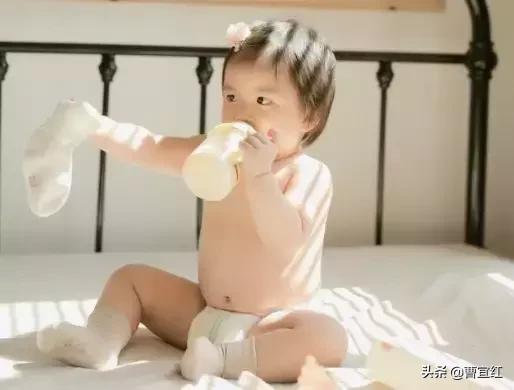 婴儿袜子哪种袜口最好穿,别再给宝宝穿这种袜子