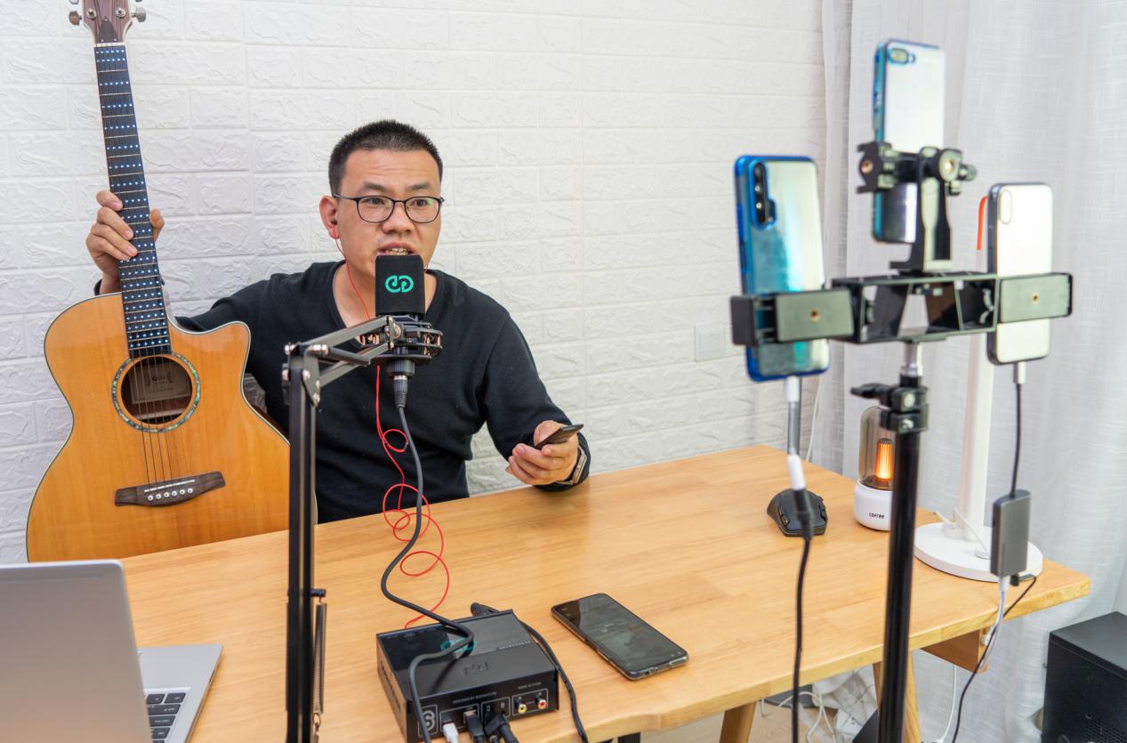 别说学不会,手把手教你直播当UP!