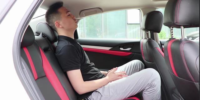 思域十代a柱受损二手能卖多少,当年十代思域加价