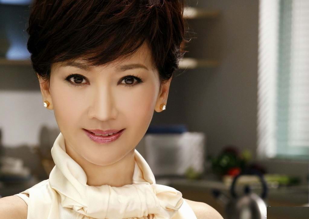 赵雅芝：67岁活成27岁，2段婚姻3个儿子，堪称人生大赢家