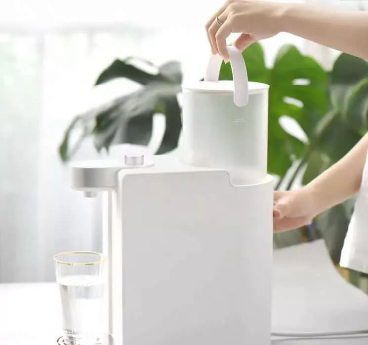 平价唇膏平替,20多块的唇膏300多的