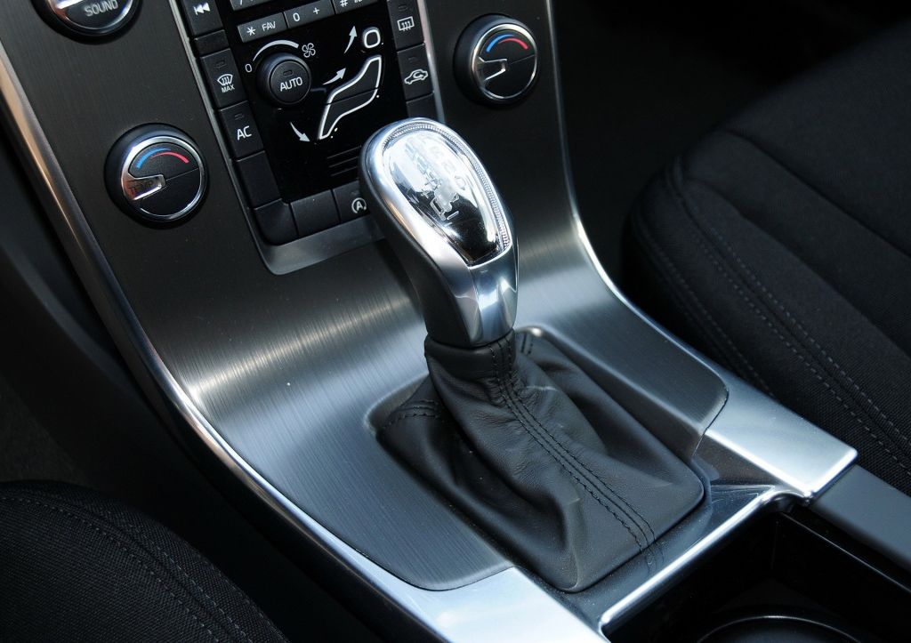 gl8操控性和动力,gl8神车的秘密