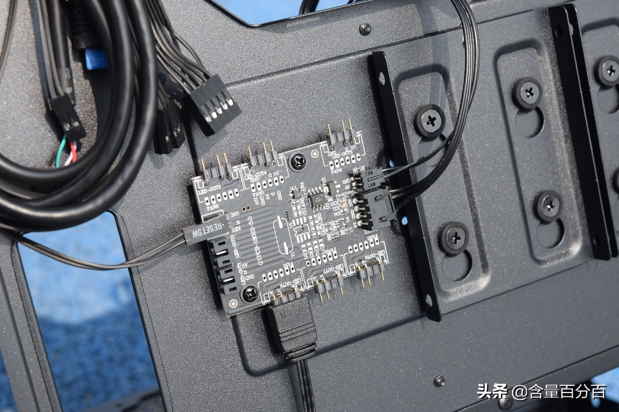 骨伽影武者x7机箱怎么拆,骨伽影武者x7黑色机箱怎么调灯光