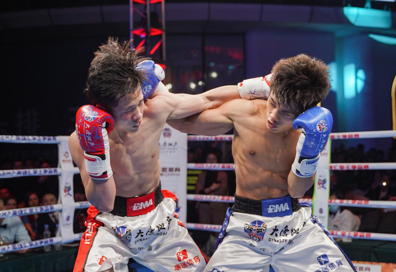 KO之夜！英雄汇拳王赛南宁站火爆落幕，本土新星李第成夺冠