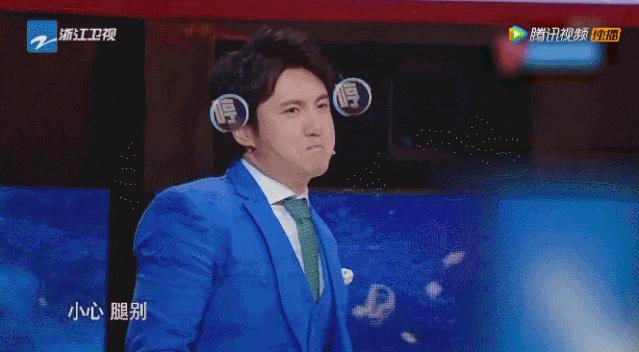 沈腾泡脚视频,沈腾谈治脚气