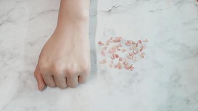 夏天简单精致的日常妆容,夏天轻感妆容必备