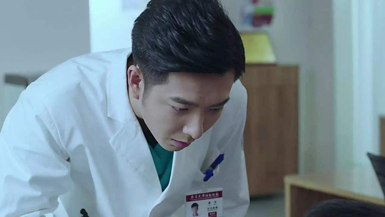 鎺ㄨ崘5鏈不鎰堟殩蹇冨尰鐢熸枃,鏂囩瑪寰堟鐨勫尰鐢熸枃