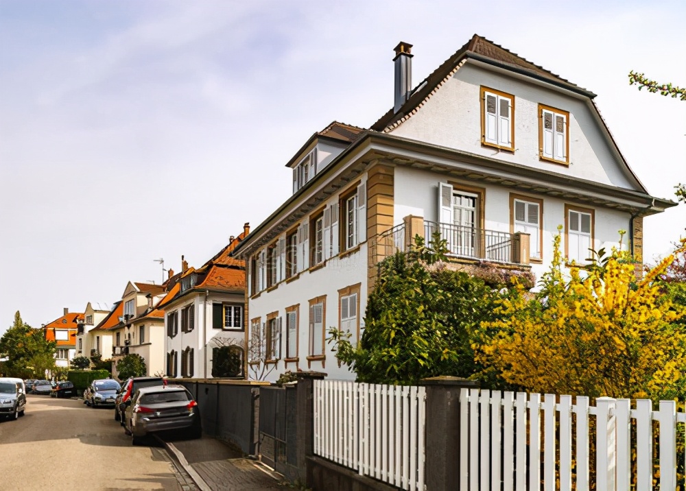 现在去欧洲买房合适吗,欧洲买房需要多少钱