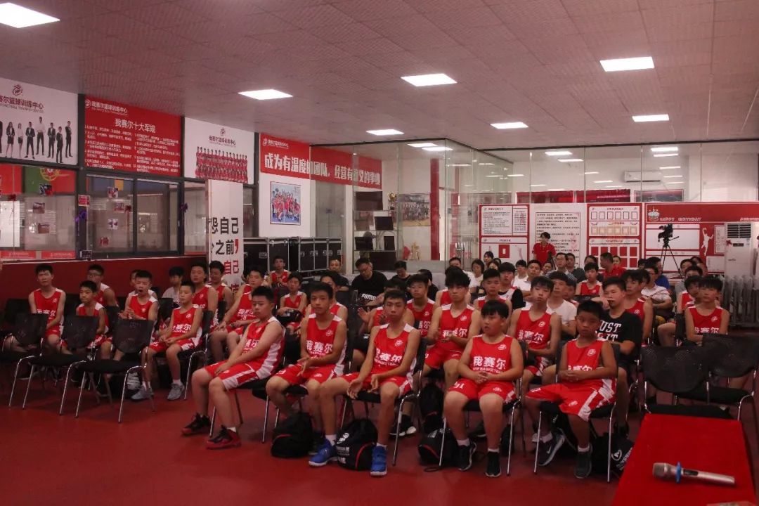 在球场上，无畏严寒|2020年我赛尔冬季封闭特训营招生启动