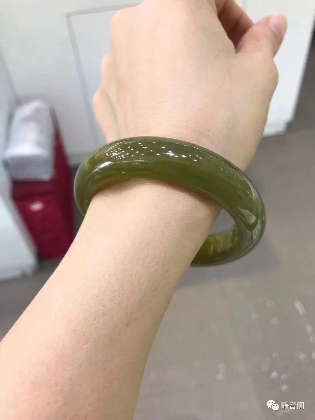 玉手镯玉挂件不戴怎么保养,玉手镯经常戴还要保养吗